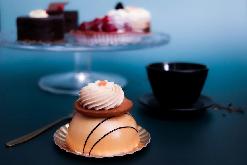 french layered cake with fillings