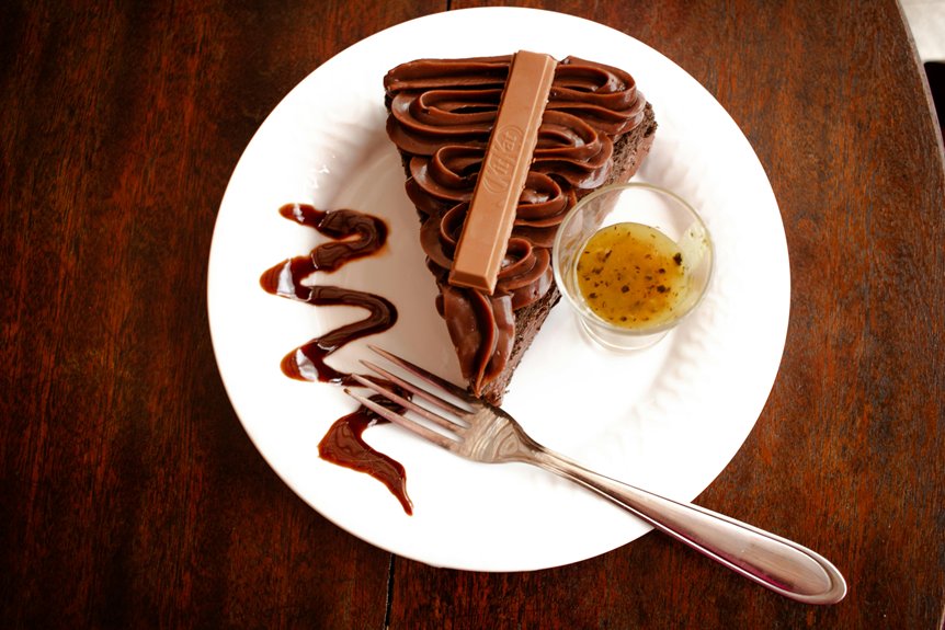 what is a cake bar
